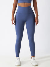 Load image into Gallery viewer, LEGACY SOFT CONTOUR LEGGINGS
